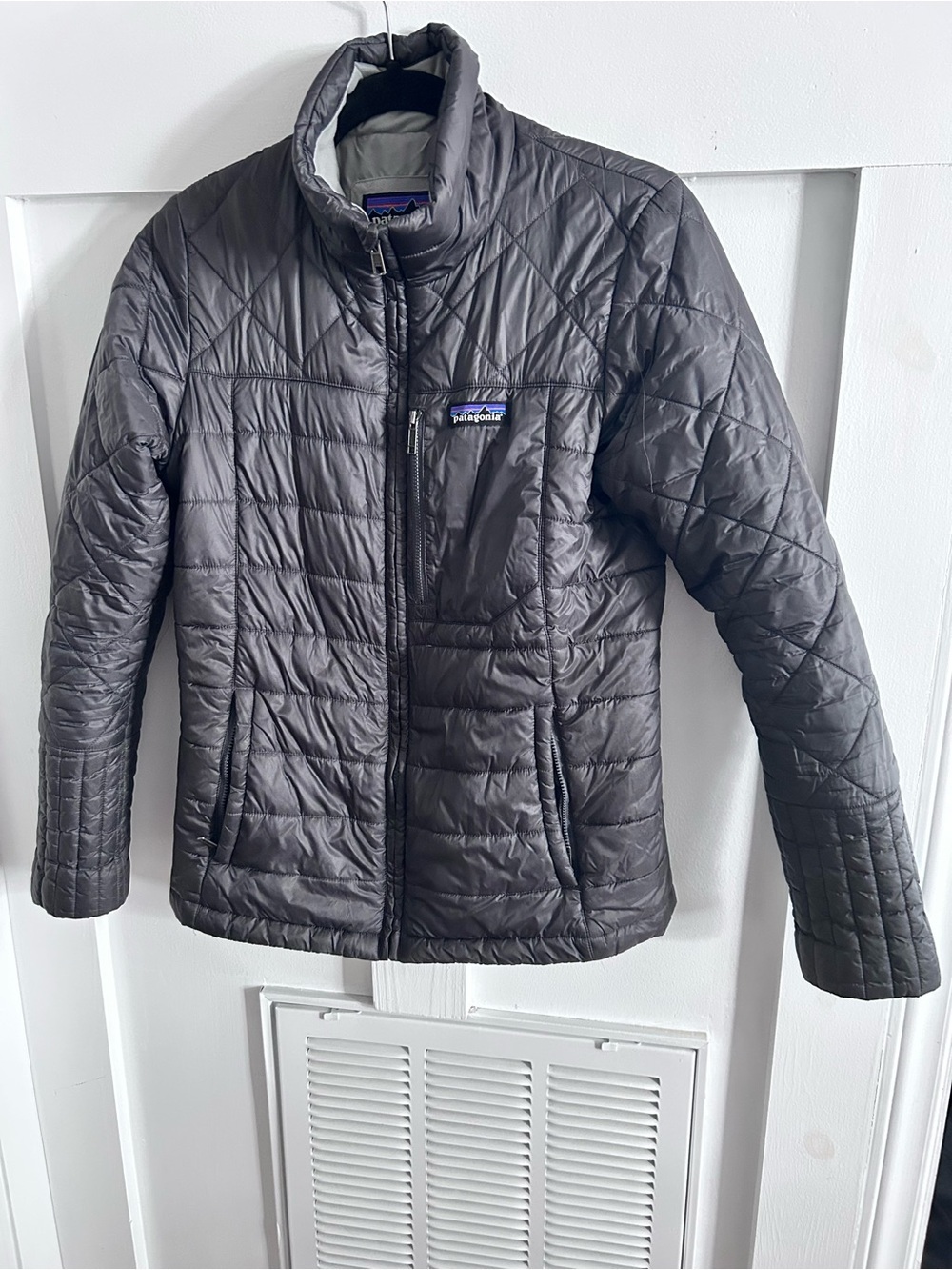 Patagonia Women's Radalie puffer jacket size small